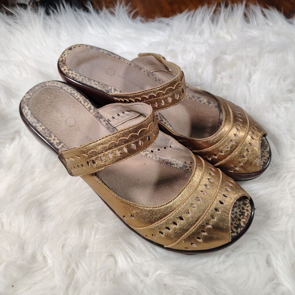 Jambu Slip On Open Toe Wedge Metallic Gold Wmns Size 9.5